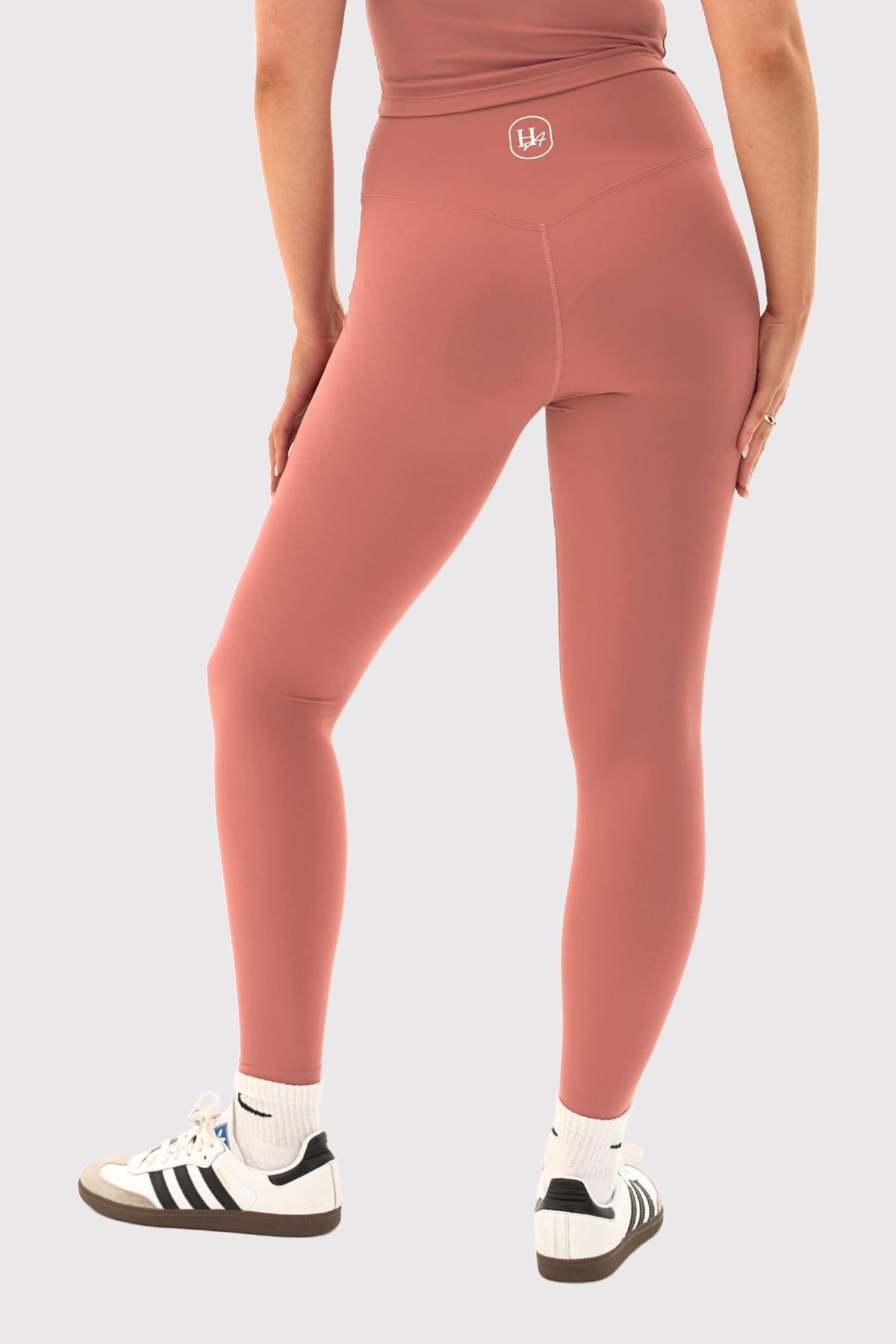 yoga pants
