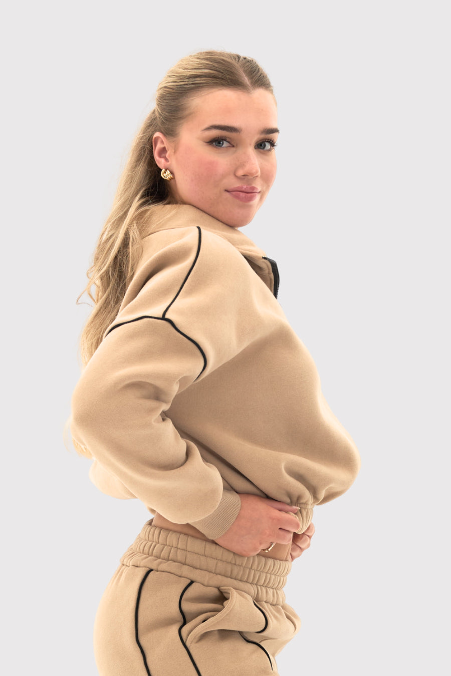 WarmBlend™ High-Neck Quarter-Zip Cropped Oversized Sweatshirt